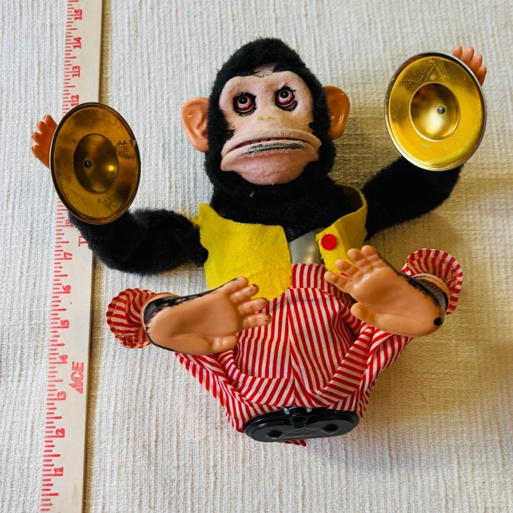 Vintage Daishan Early Musical “Jolly Chimp” 1960s Works Clapping Cymbals - Picture 3 of 3